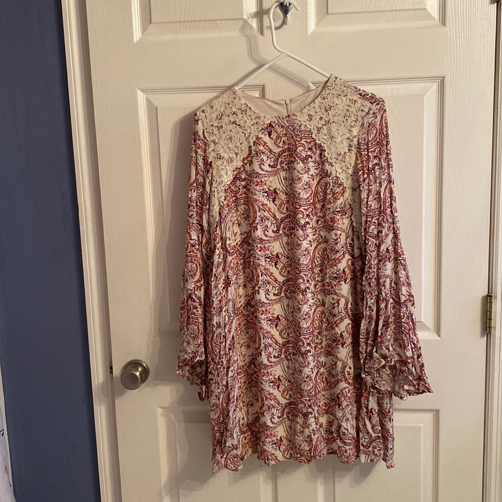 Est. 1946 size large dress.